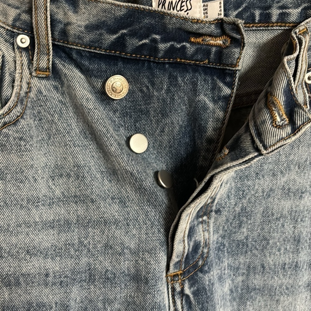 Princess Polly light wash straight leg cross button fly jeans US Women’s size 4 - Picture 8 of 14